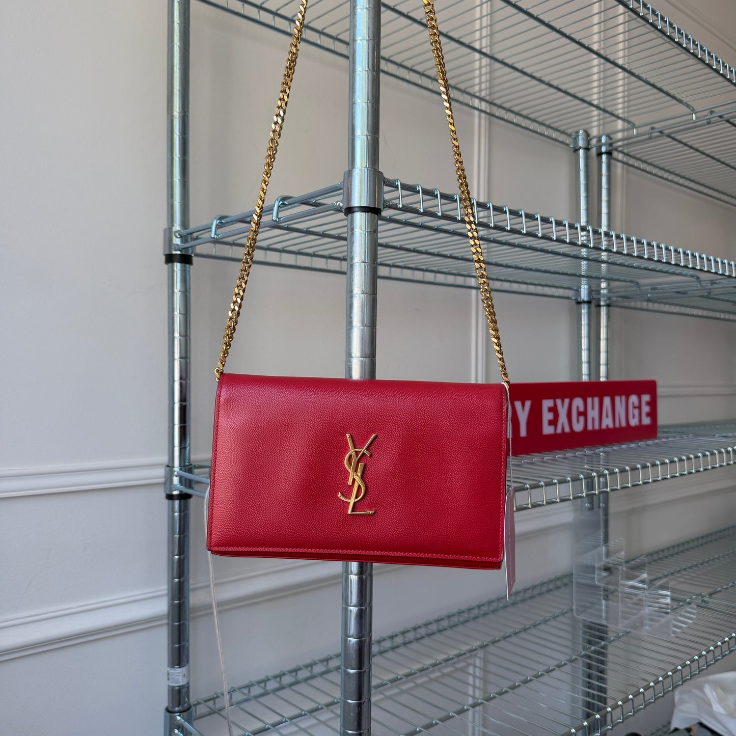 Pre-Owned Red Caviar Leather Full Flap Crossbody Bag