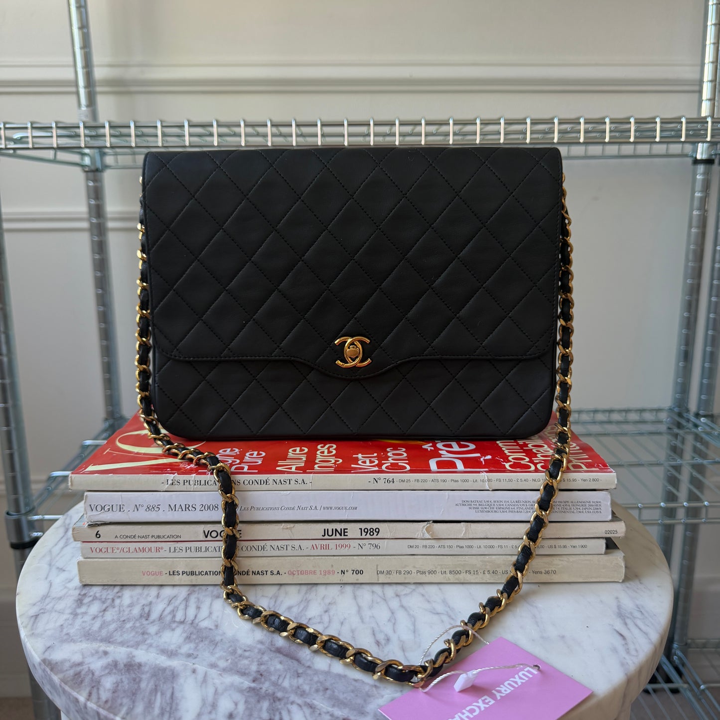 Pre-Owned Black Matelassé Lambskin Leather Single Flap Shoulder Bag