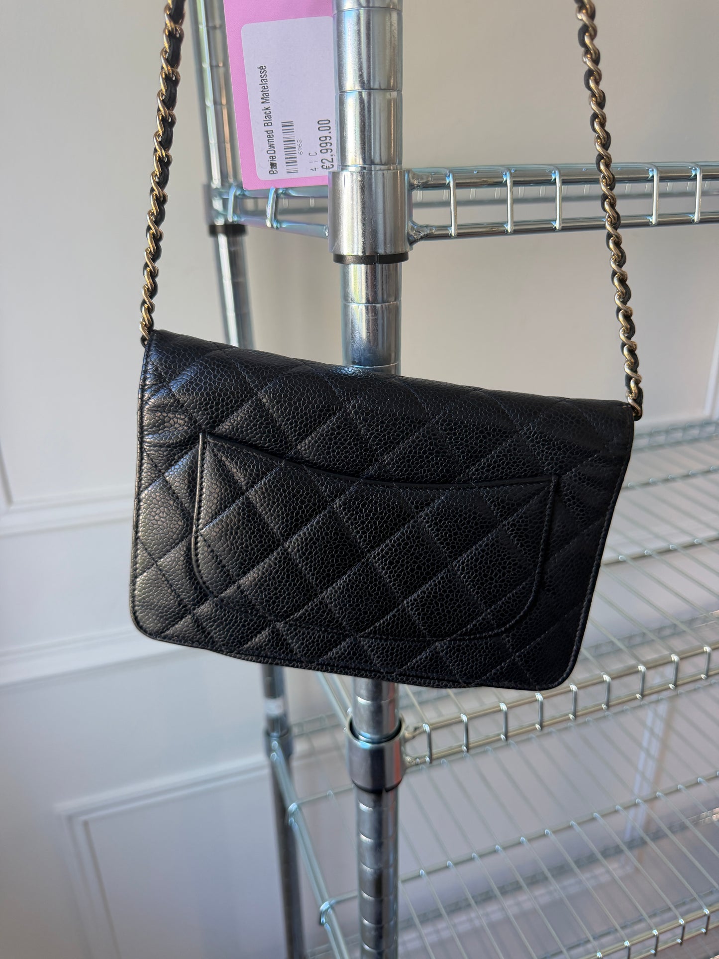 Pre-Owned Black Matelassé Caviar Leather Wallet on Chain