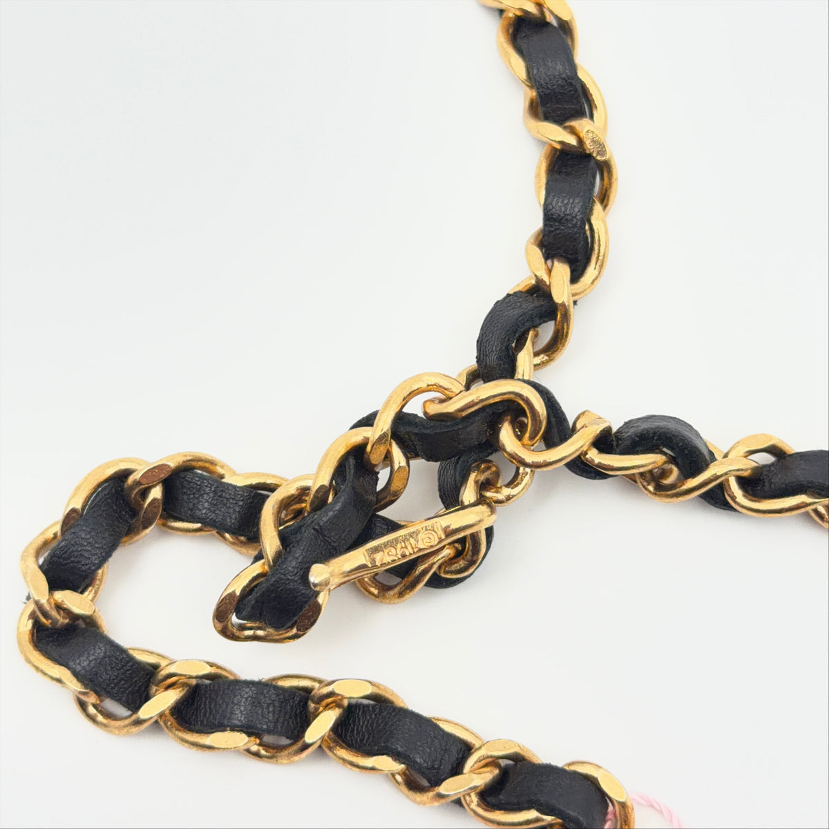 Pre-Owned Black Gold-Plated Chain/Leather Belt