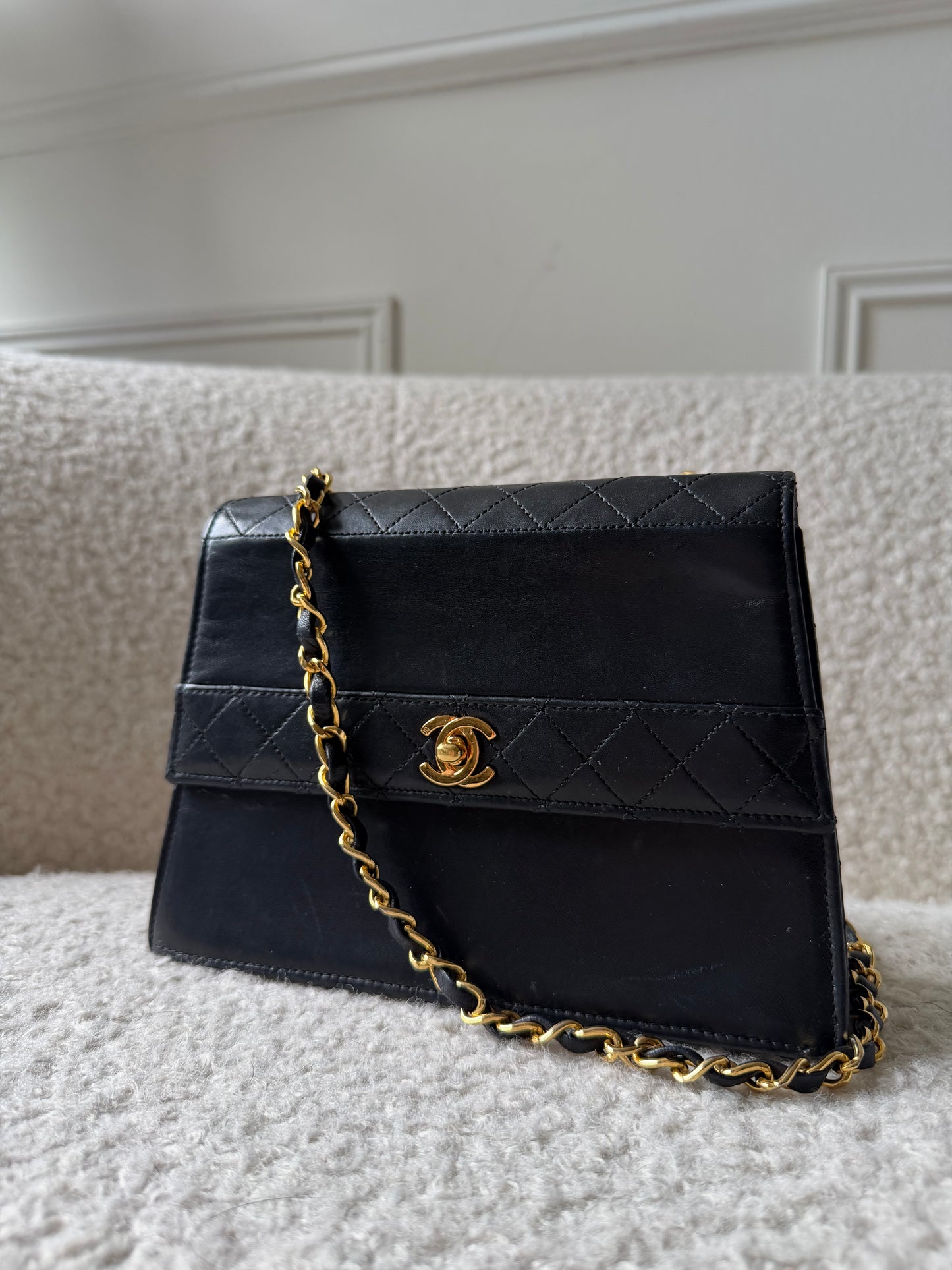 Black Lambskin Triangle Single Flap 24KGHW