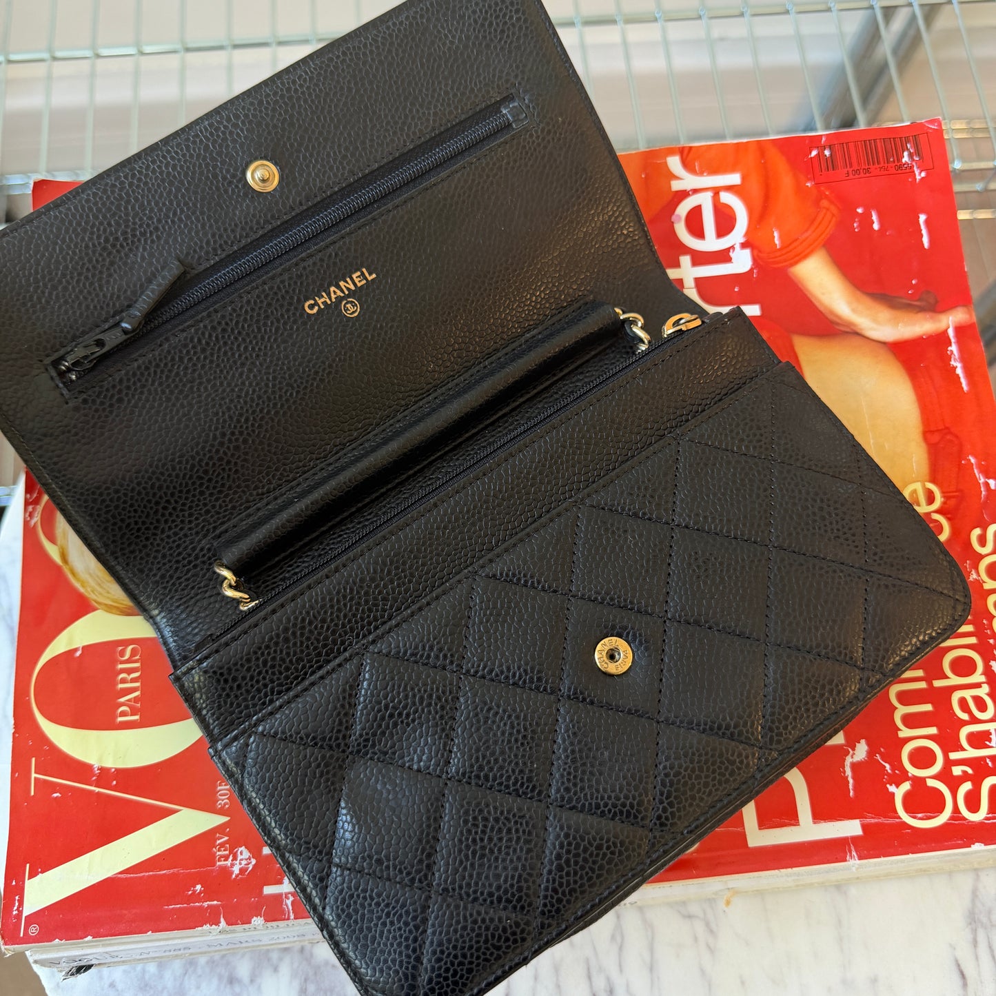 Pre-Owned Black Matelassé Caviar Leather Wallet on Chain