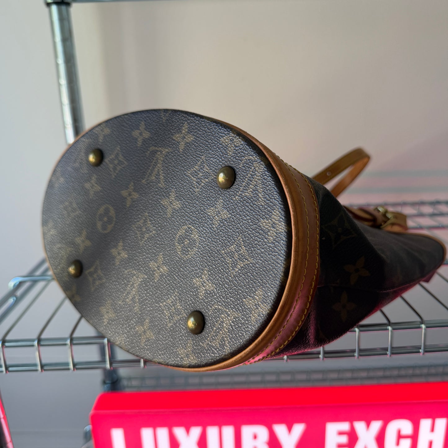 Pre-Owned LV Monogram Canvas Bucket Bag PM