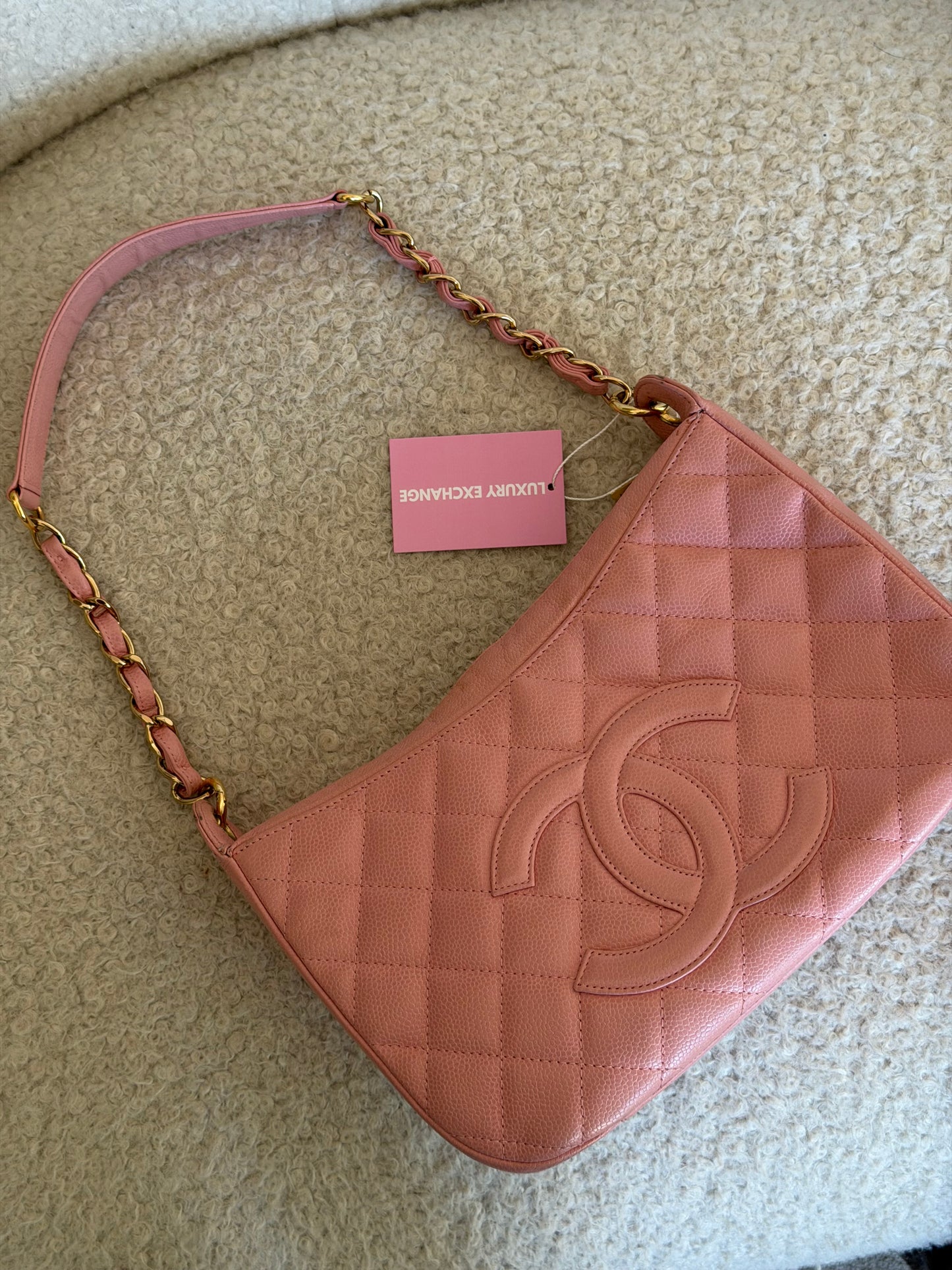 Pre-Owned Light Pink Caviar Leather Hobo Bag