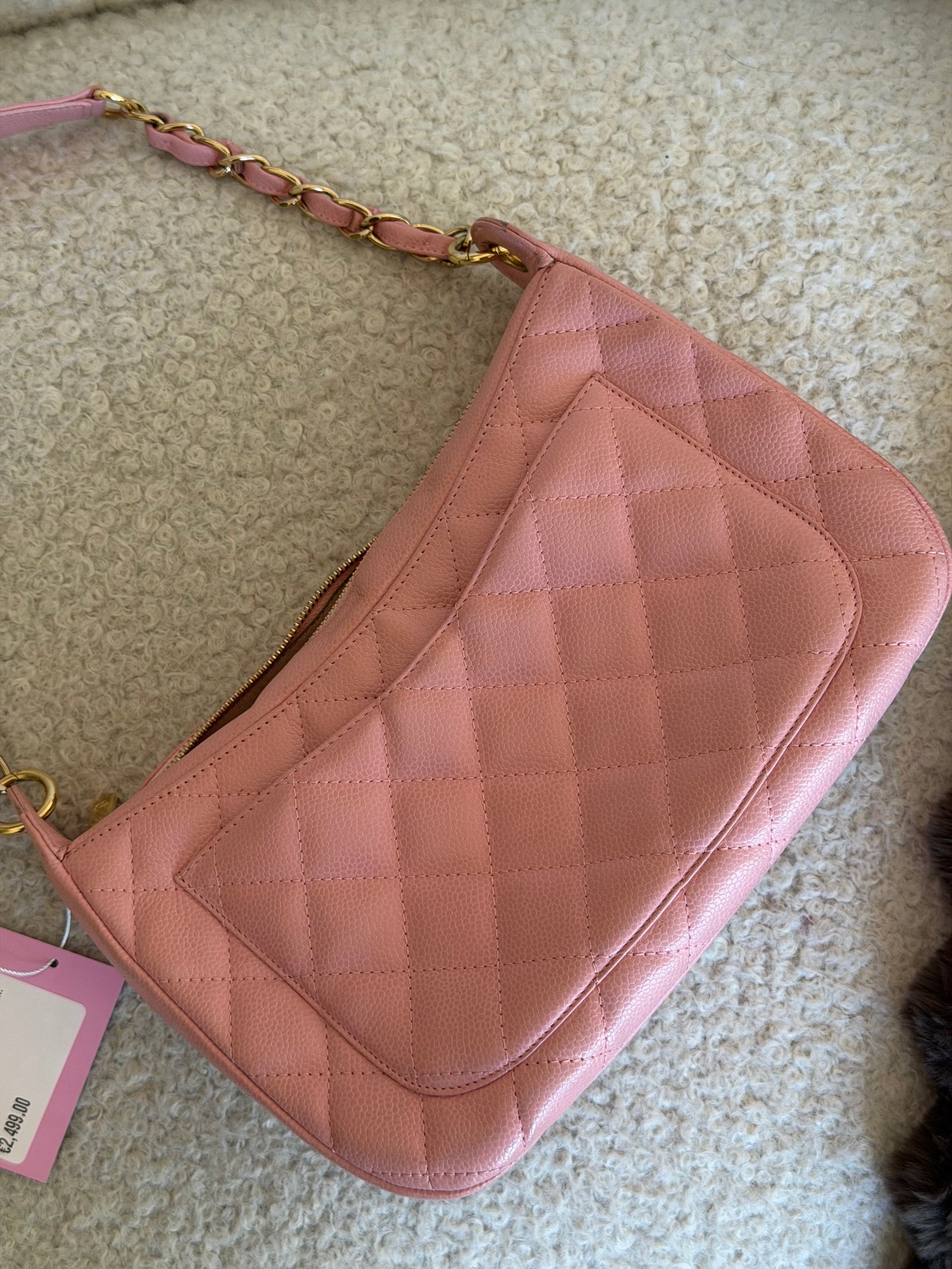 Pre-Owned Light Pink Caviar Leather Hobo Bag
