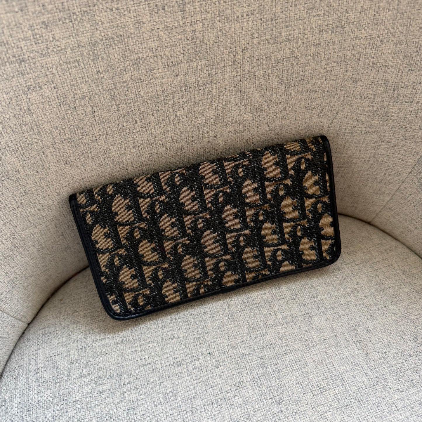 Pre-Owned Navy Oblique Canvas Wallet