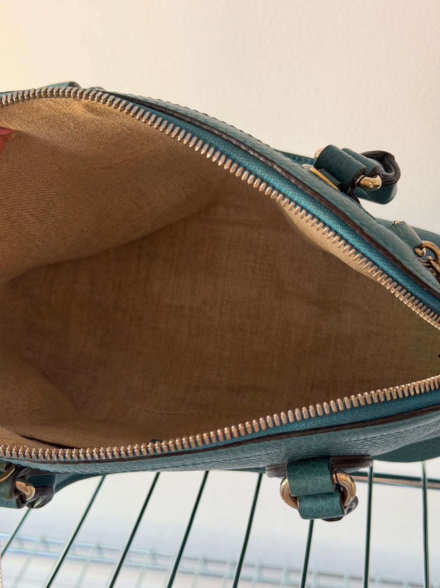 Pre-Owned Teal Leather Promenade Handbag