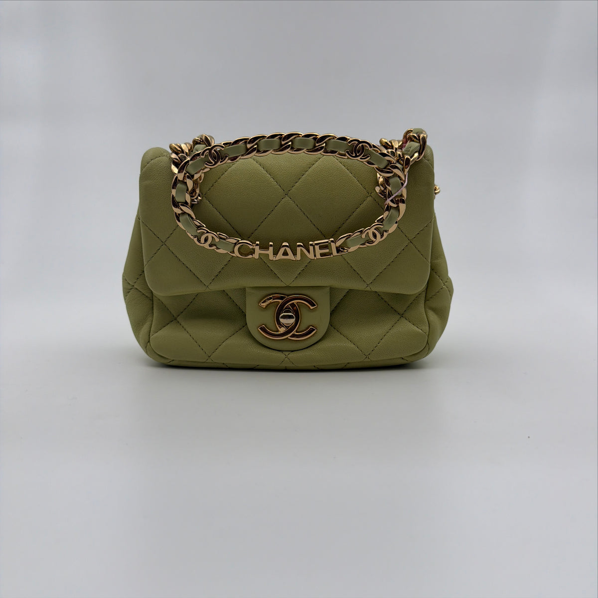 Pre-Owned Green Lambskin Leather Single Flap Crossbody