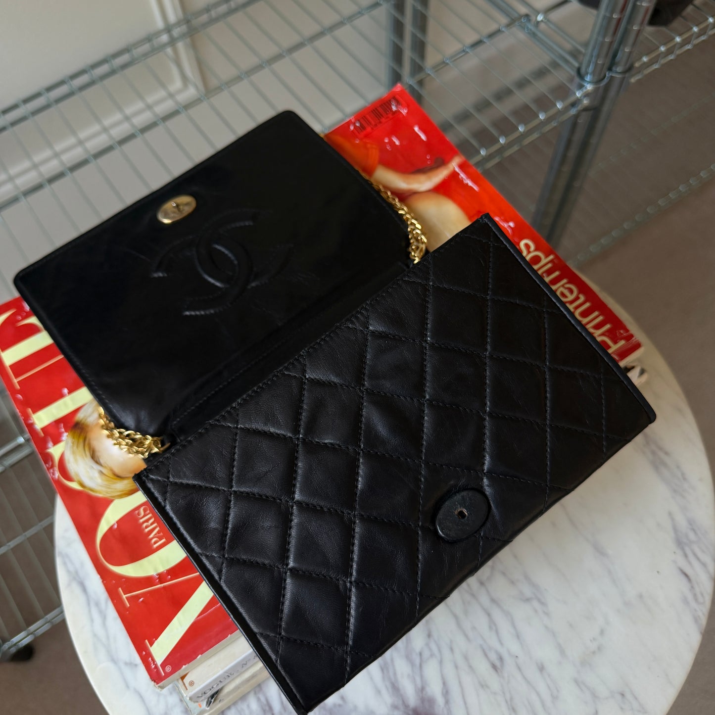 Pre-Owned Black Matelassé Lambskin Full Flap Five Chain Handbag