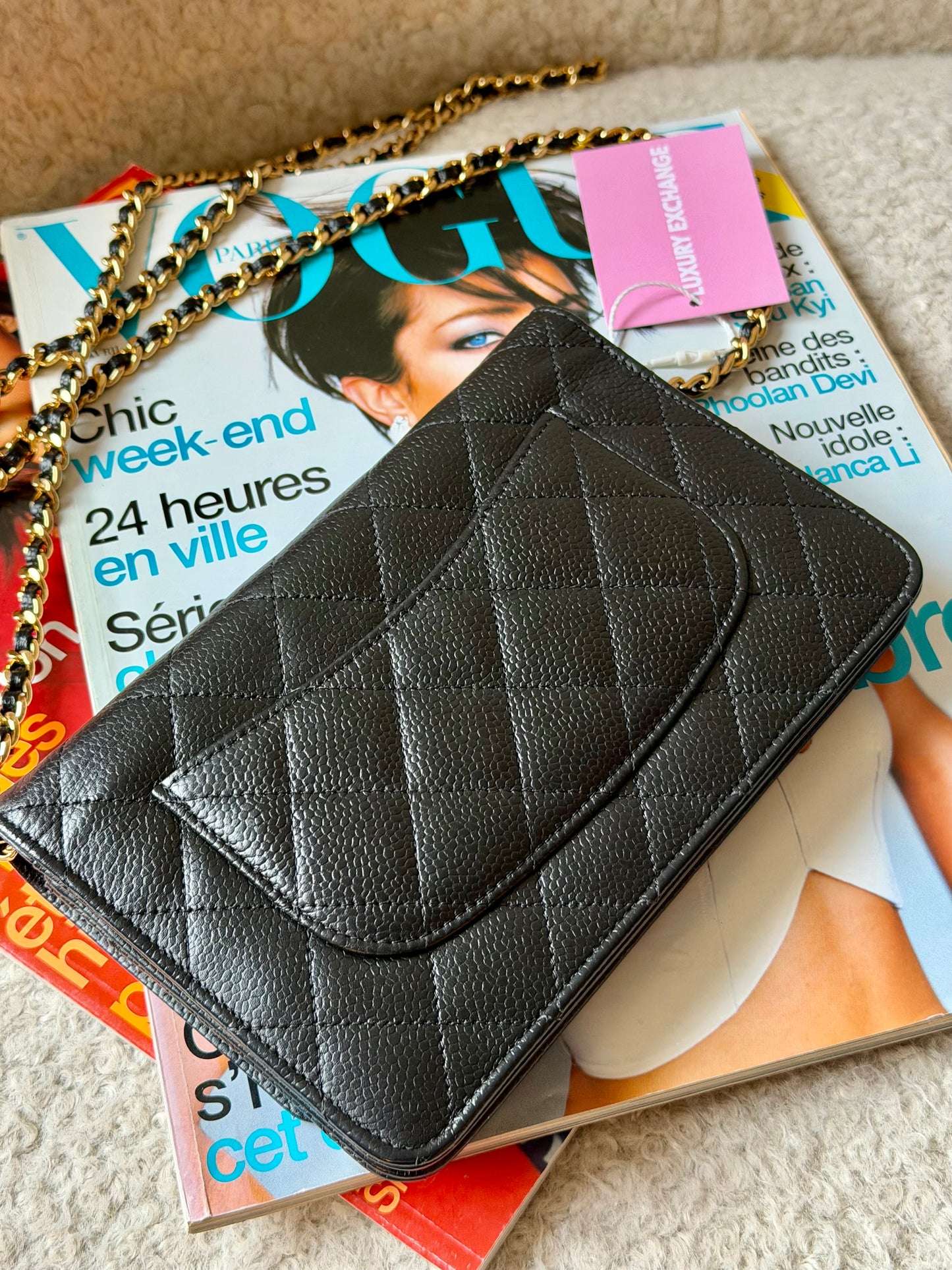Pre-Owned Black Matelassé Caviar Wallet on Chain GHW