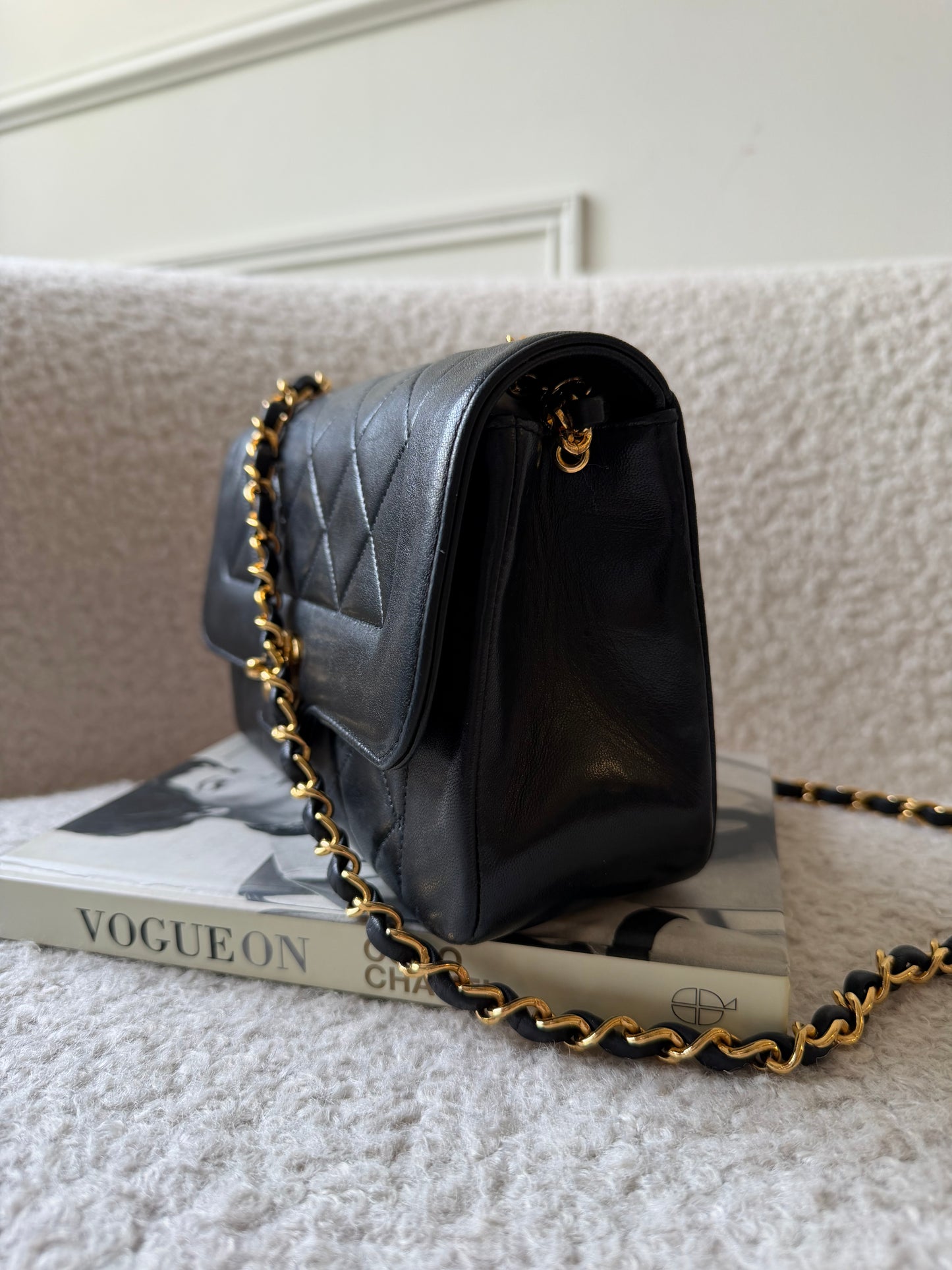 1990s Black Lambskin Leather Diana Single Flap Crossbody