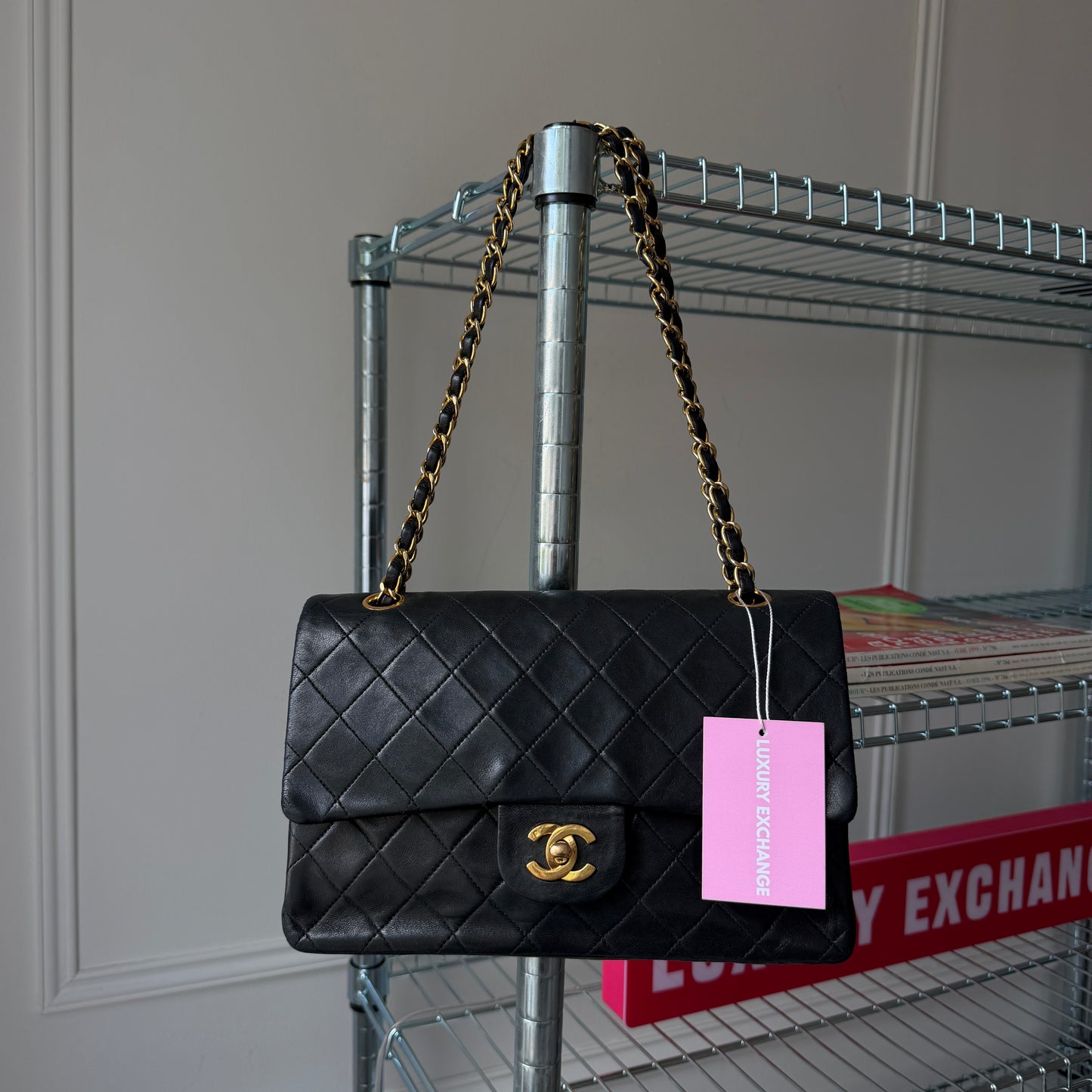 Pre-Owned Black Matelassé Lambskin Medium Classic Flap