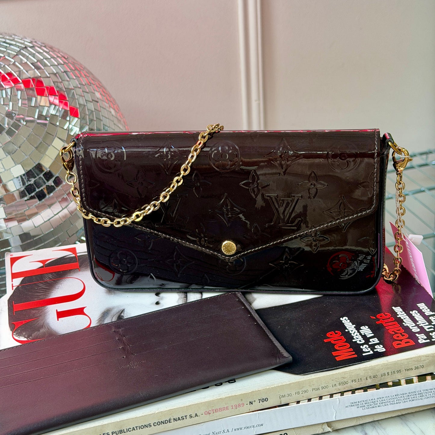 Pre-Owned Bordeaux Monogram Vernis Leather Wallet on Chain