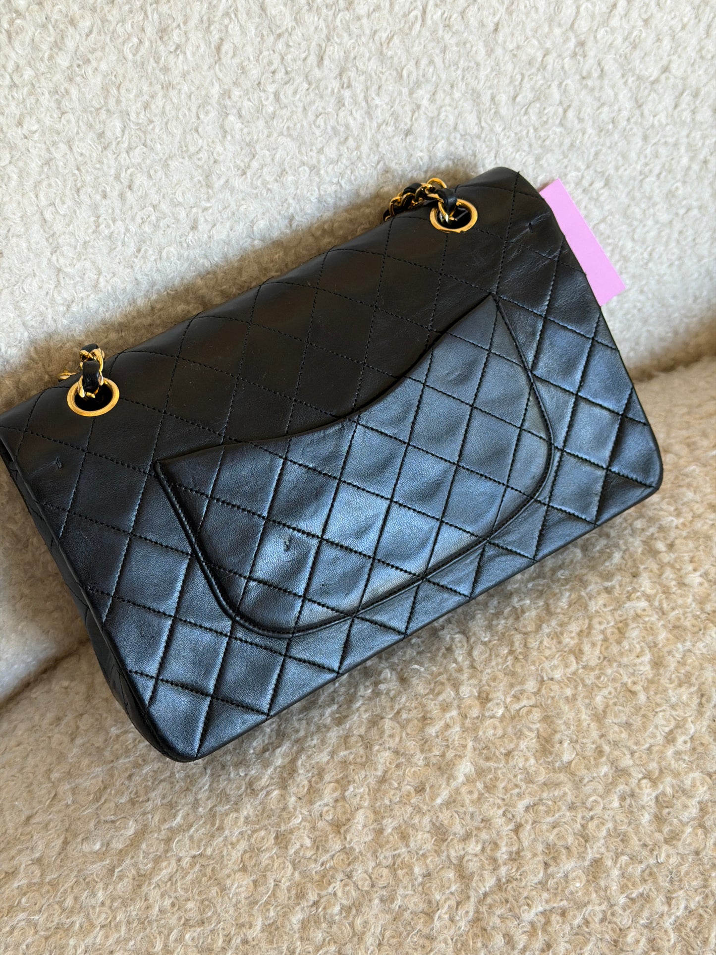 Pre-Owned Black Lambskin Medium Classic Double Flap Shoulder Bag