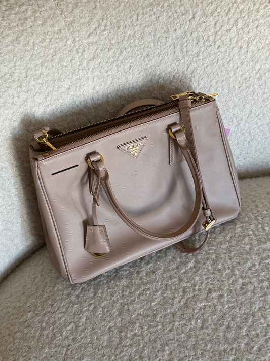 Pre-Owned Beige/Pink Saffiano Leather Small Galleria