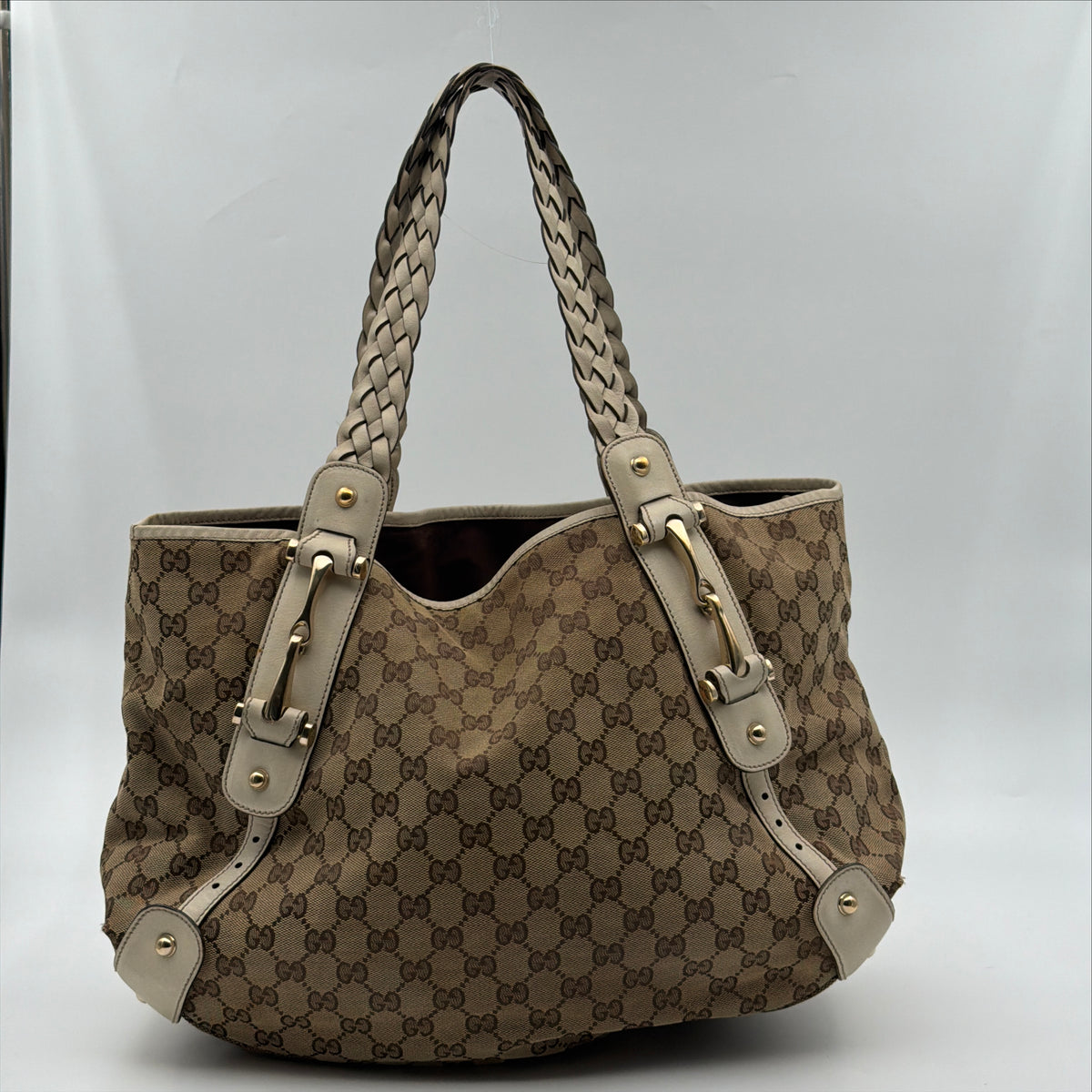 Pre-Owned Beige GG Canvas Abbey Shoulder Bag