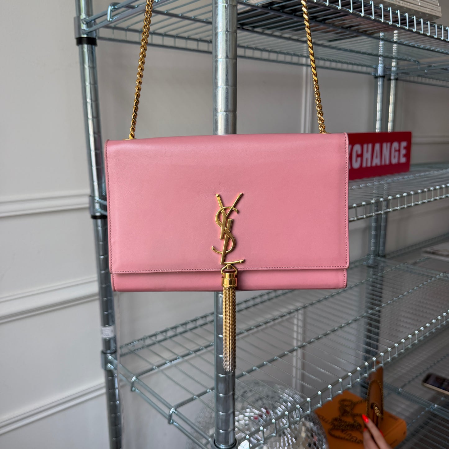 Pre-Owned Pink Leather Tassel Flap Crossbody Bag