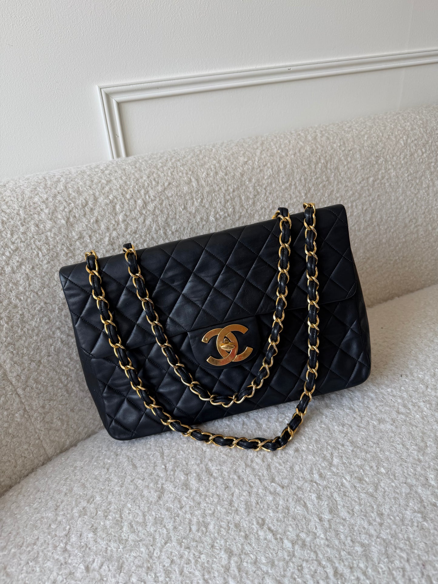 Black Lambskin Maxi Single Flap 24KGHW - Pre-Owned