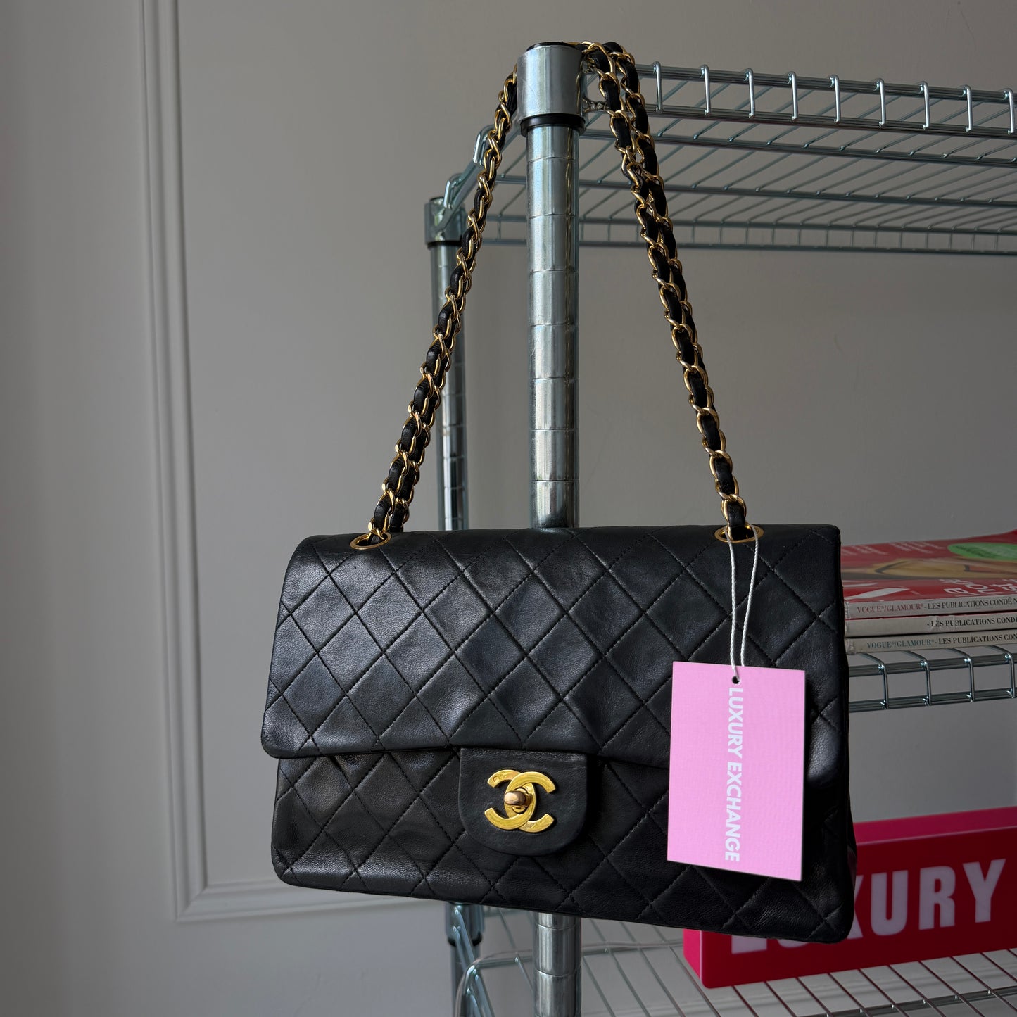 Pre-Owned Black Matelassé Lambskin Medium Classic Flap