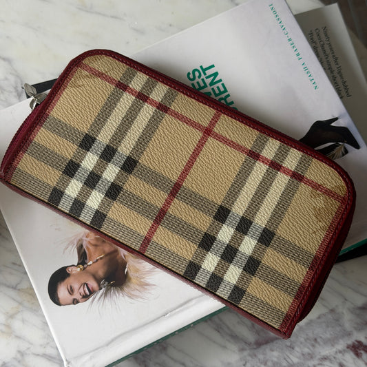 Pre-Owned Novacheck Coated Canvas Zip Wallet