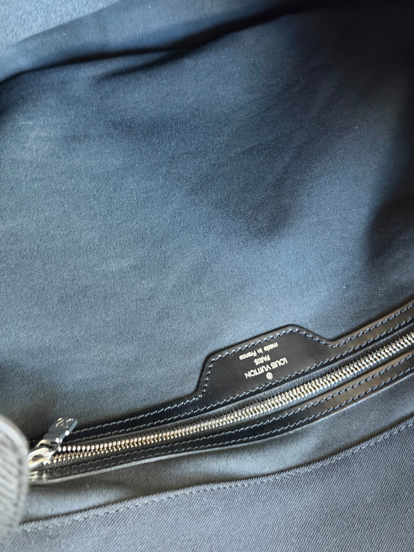 Pre-Owned Khaki Nylon/Taiga Leather Shoulder Bag