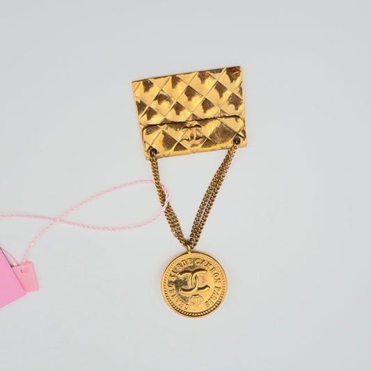 Pre-Owned CC Flap Gold-Plated Brooch