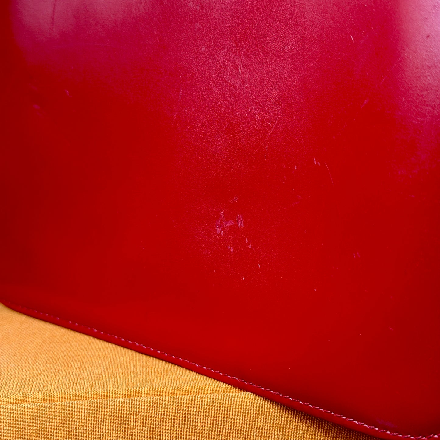 Pre-Owned Red Box Leather Triomphe Crossbody Bag