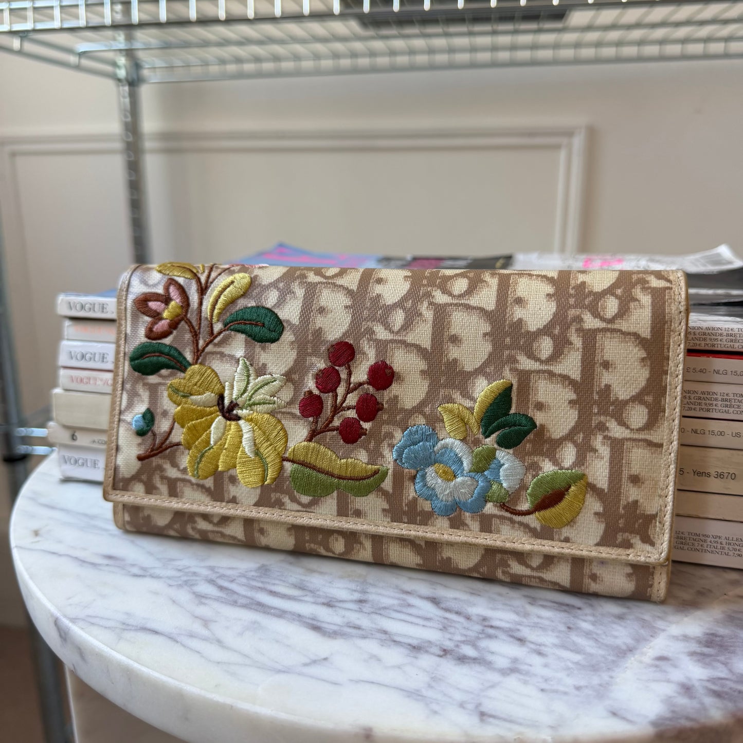 Pre-Owned White Oblique with Flowers Coated Canvas Wallet