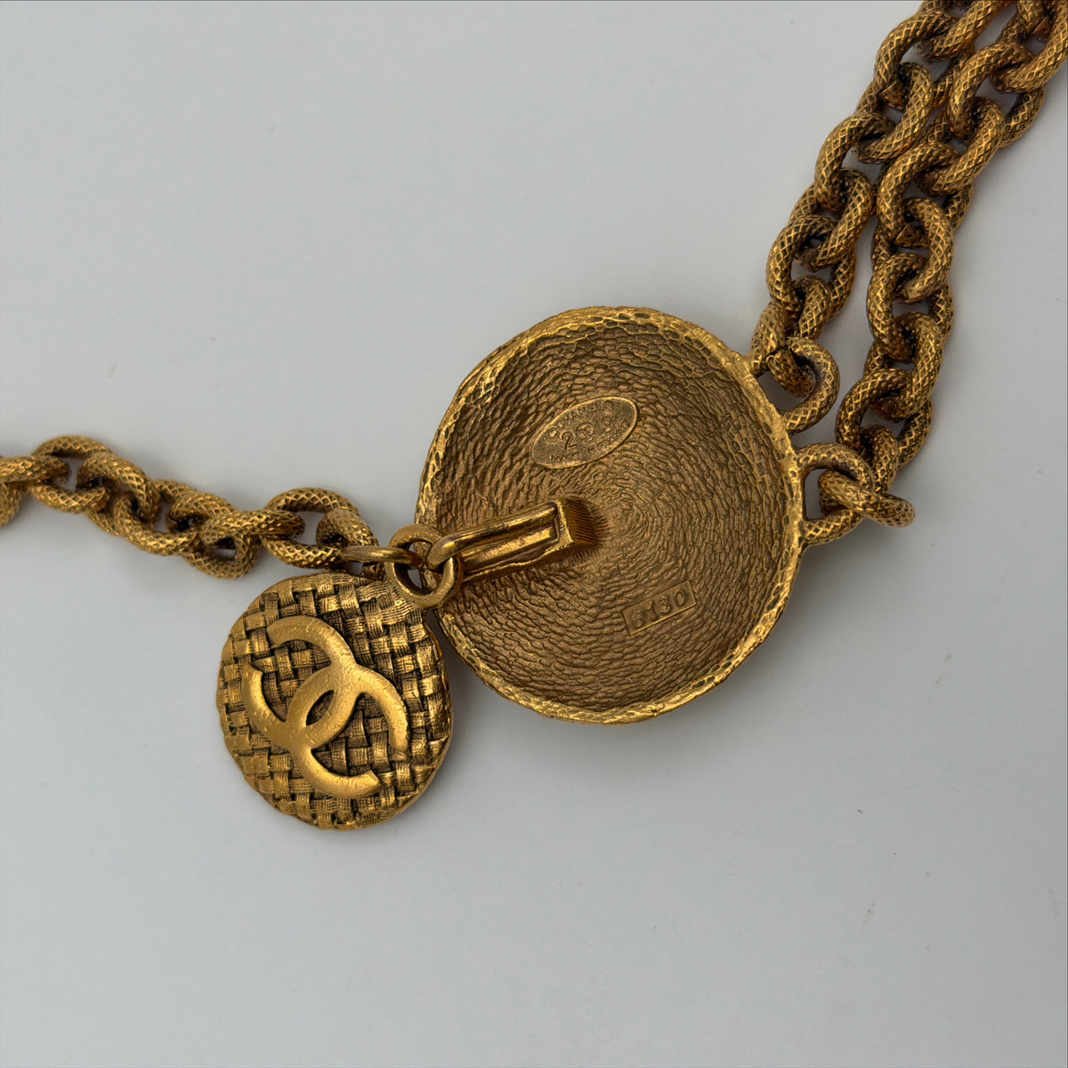 Pre-Owned Gold Chanel Belt