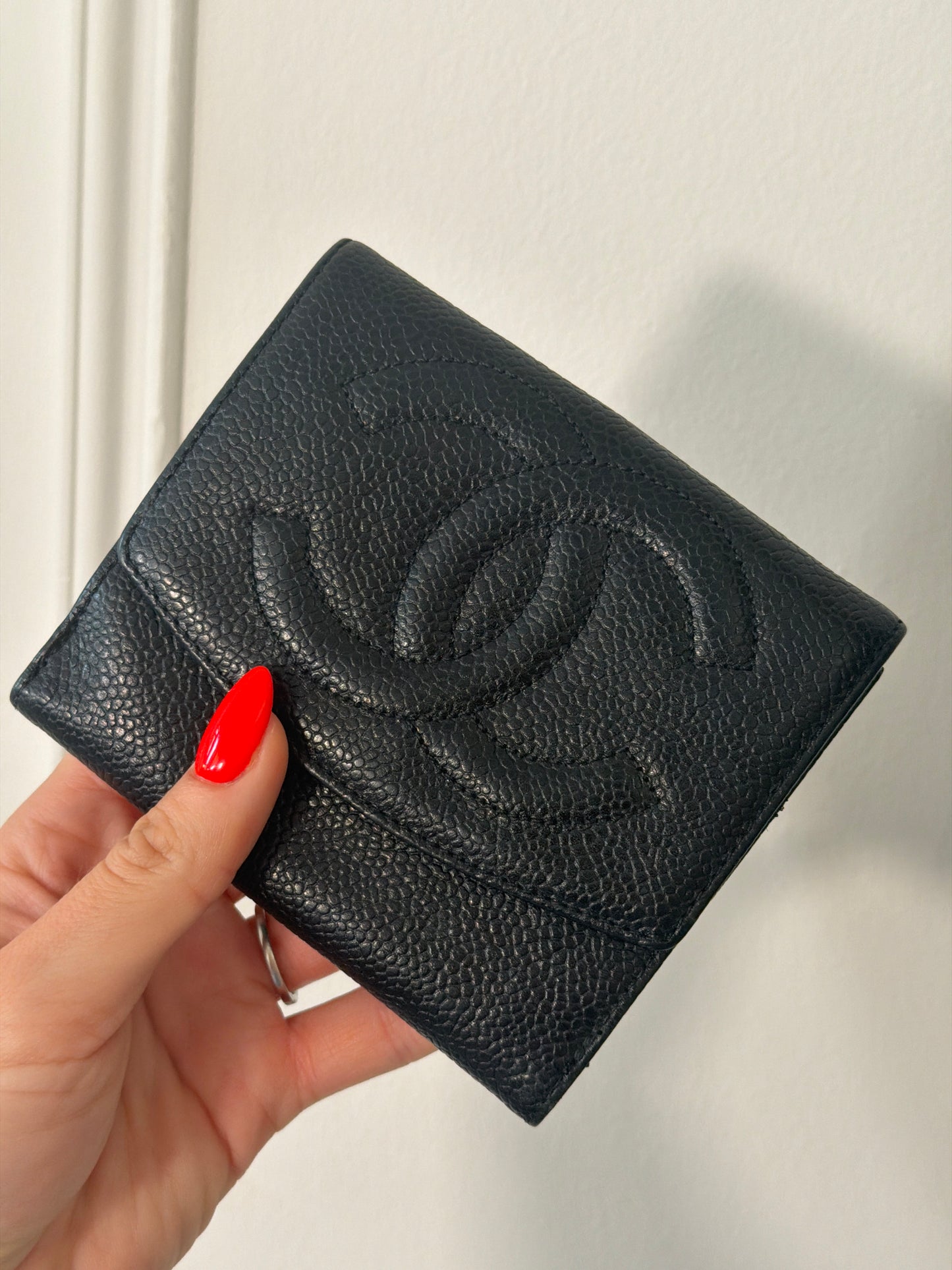 Pre-Owned Black Timeless Caviar Leather Wallet