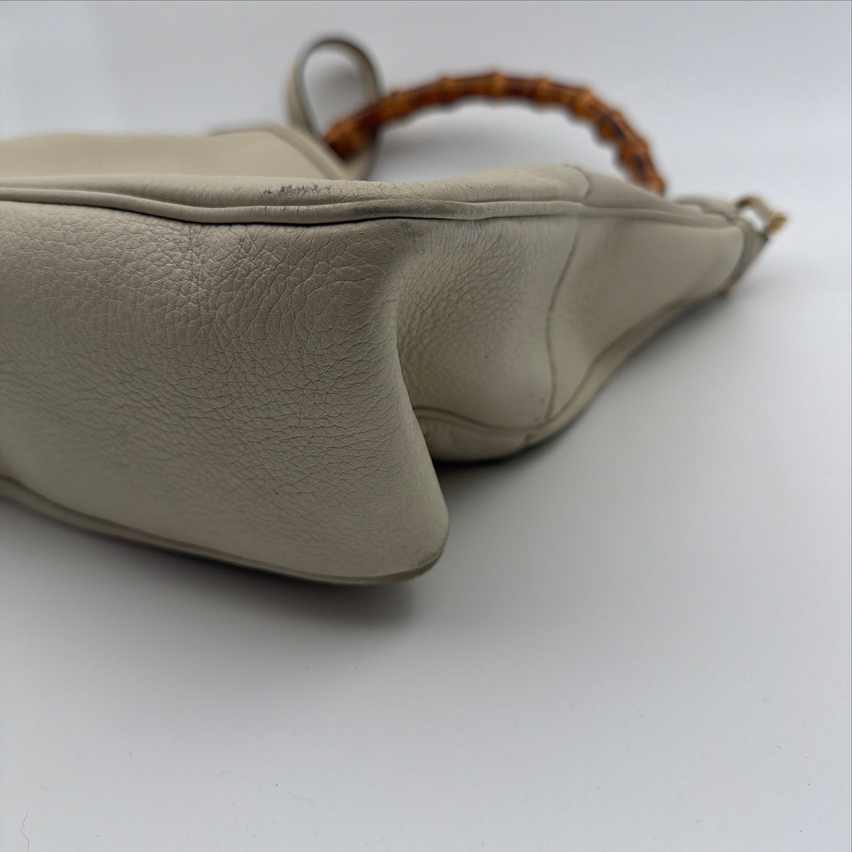 Pre-Owned Off-White Bamboo Leather Shoulder Bag