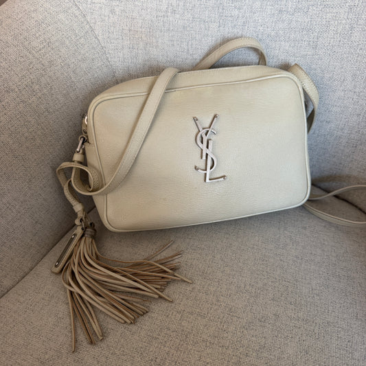Pre-Owned White Leather Camera Bag