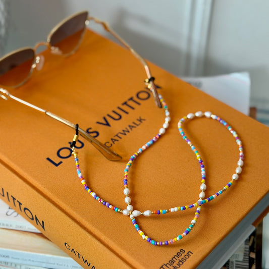 Groovy Chick Sunglasses Chain