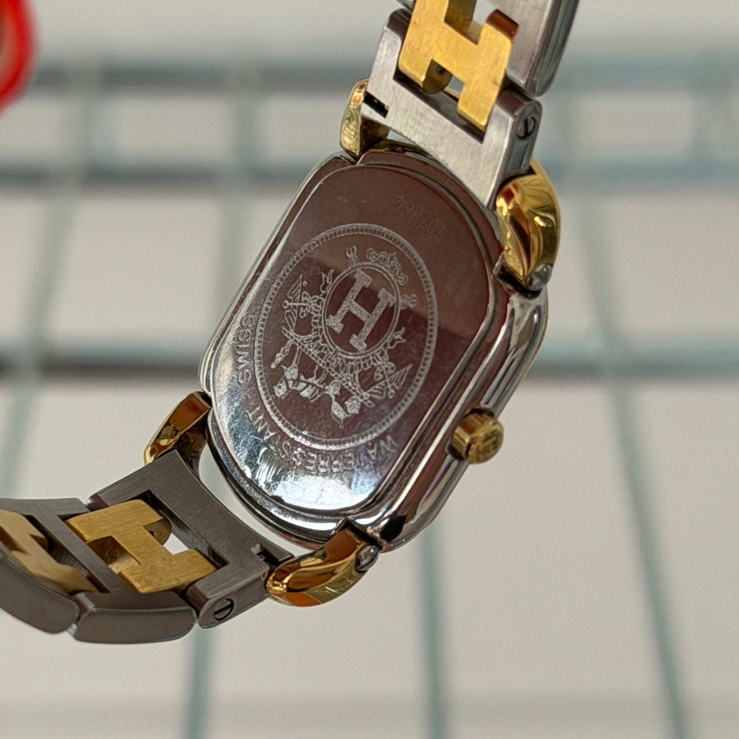 Pre-Owned White Two-Tone Metal Watch