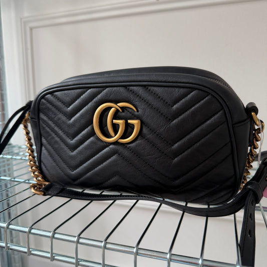Pre-Owned Black Marmont Leather Camera Bag