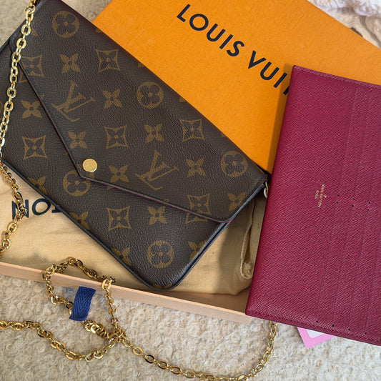 Pre-Owned LV Monogram Coated Canvas Wallet on Chain