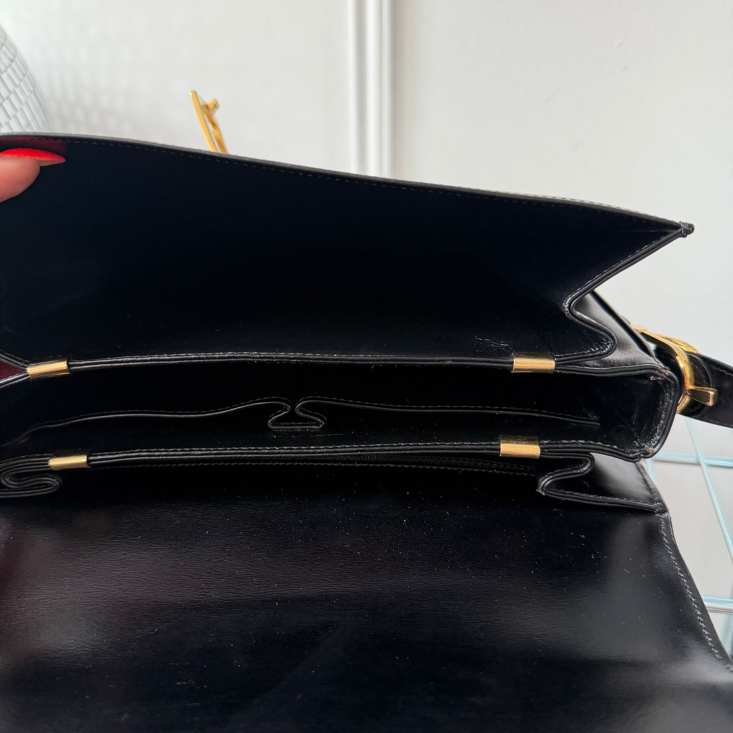 Pre-Owned Black Boxcalf Leather Shoulder Bag