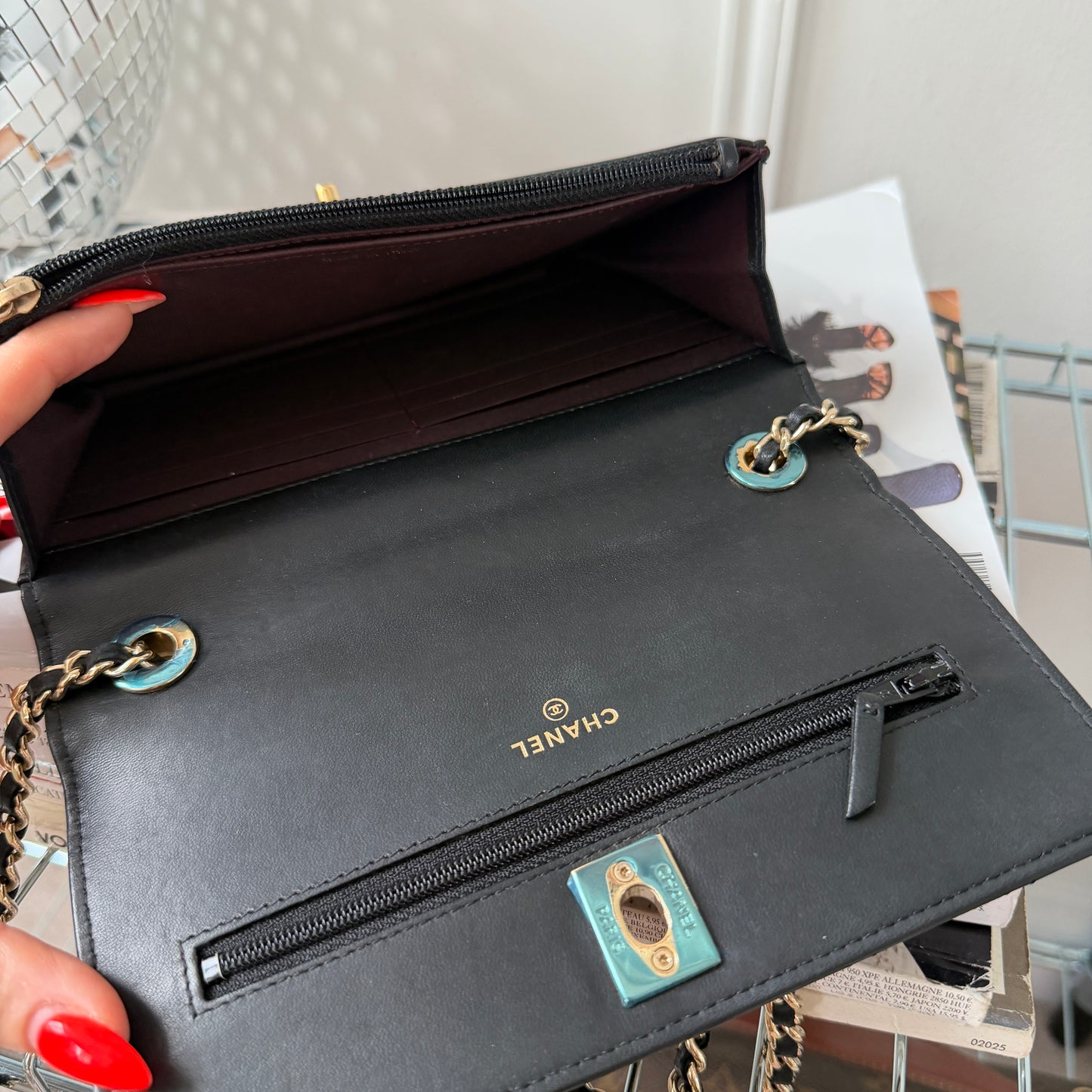 Pre-Owned Black Matelassé Lambskin Leather Wallet on Chain