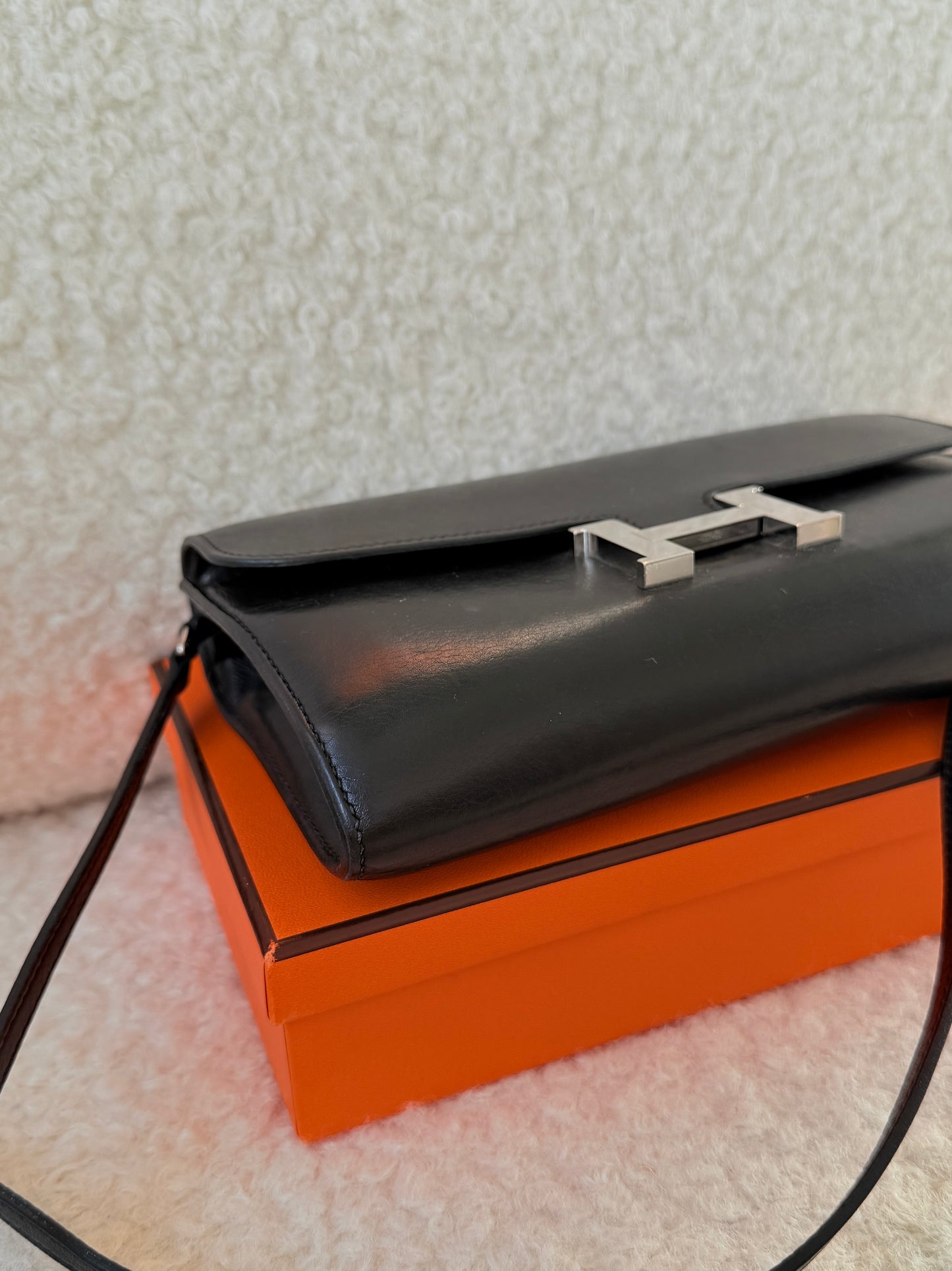 2023 Box Constance Wallet To Go Palladium Hardware