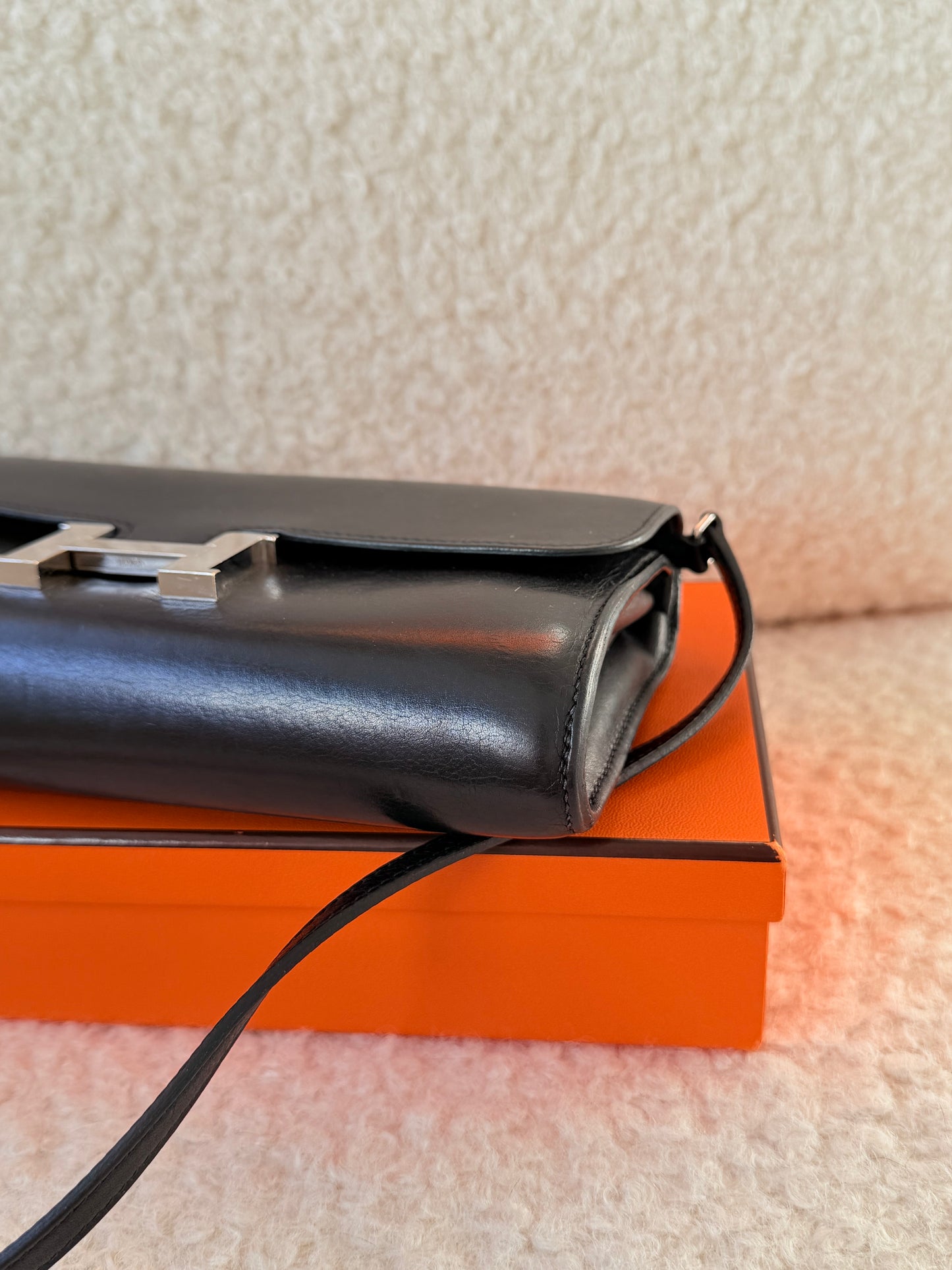 2023 Box Constance Wallet To Go Palladium Hardware