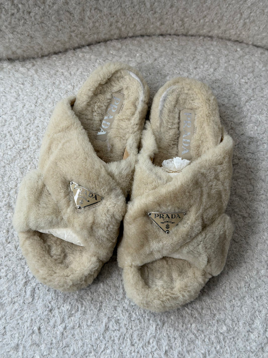 Beige Faux Fur Slides Size 38