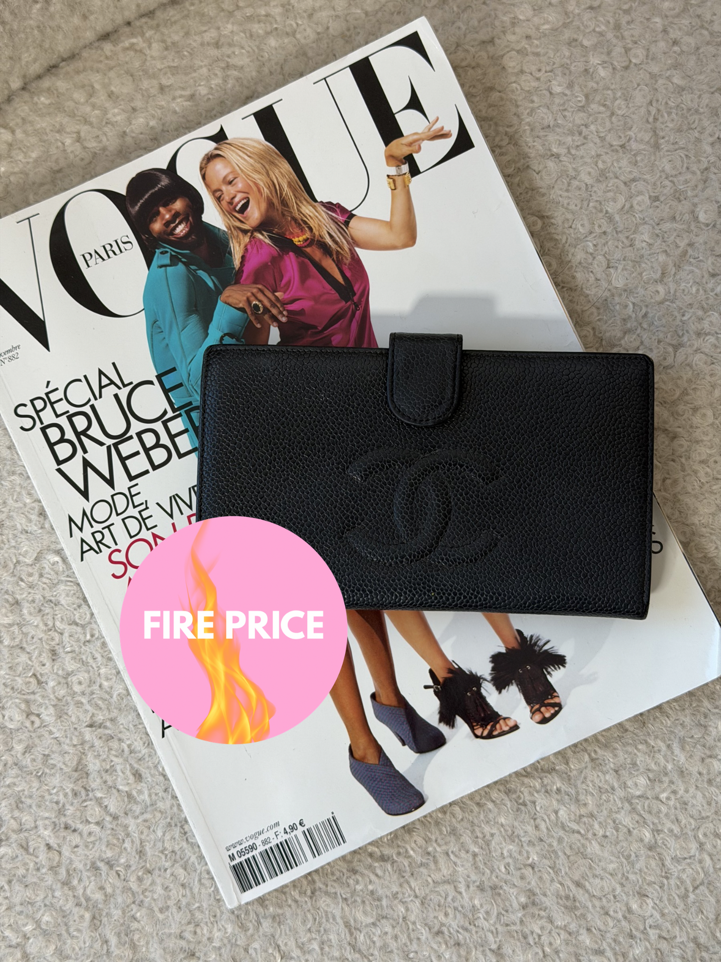 Pre-Owned Black Caviar Leather Wallet