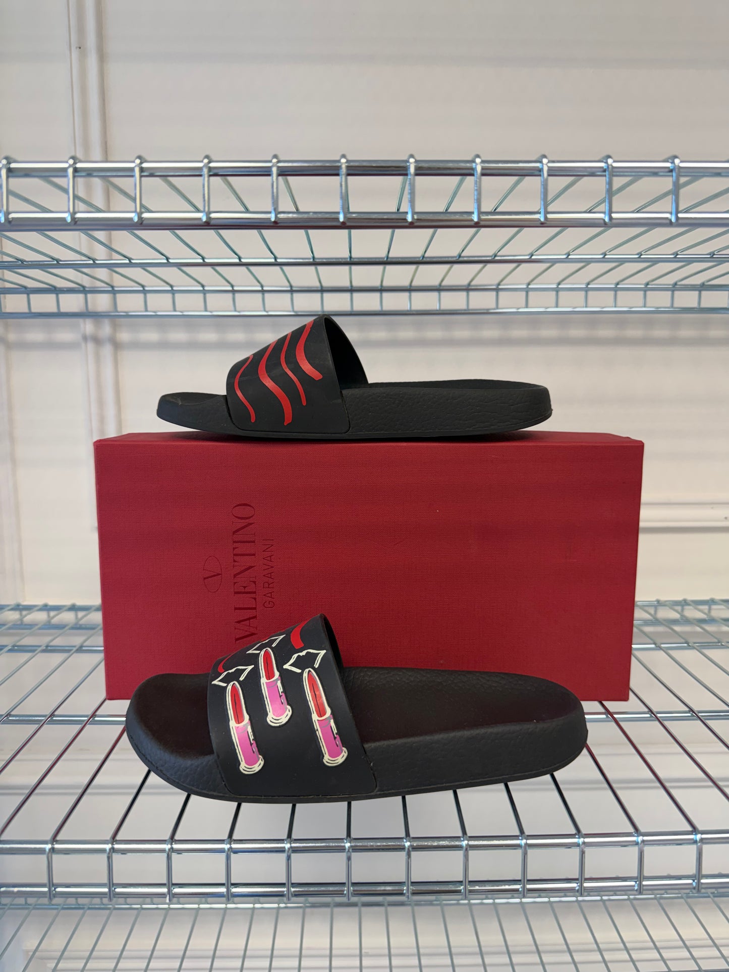 Lipstick Slides Size 36
