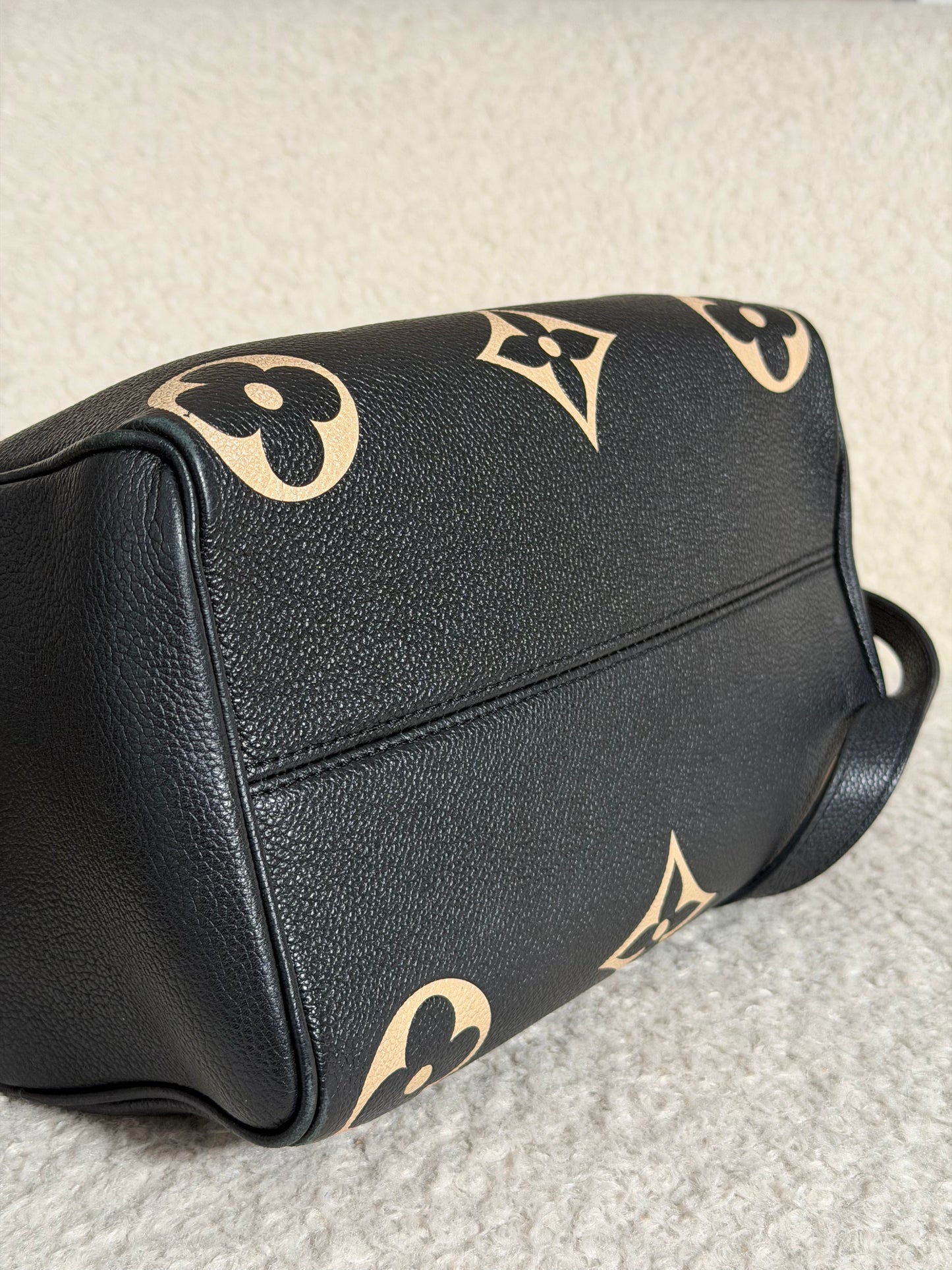 Pre-Owned Black/Beige Monogram Empreinte Leather Speedy 25
