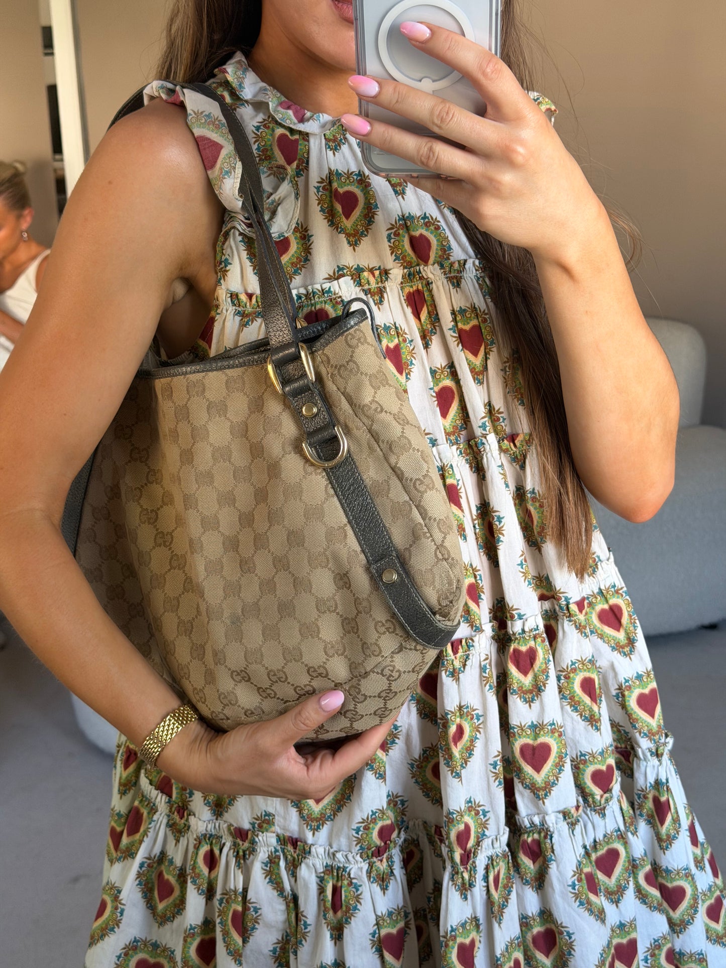Pre-Owned Beige GG Canvas Shoulder Bag