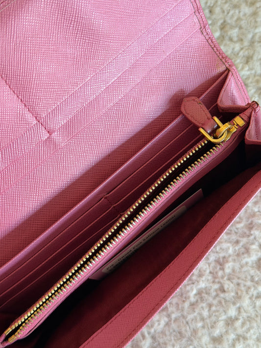 Pre-Owned Pink Saffiano Leather Wallet