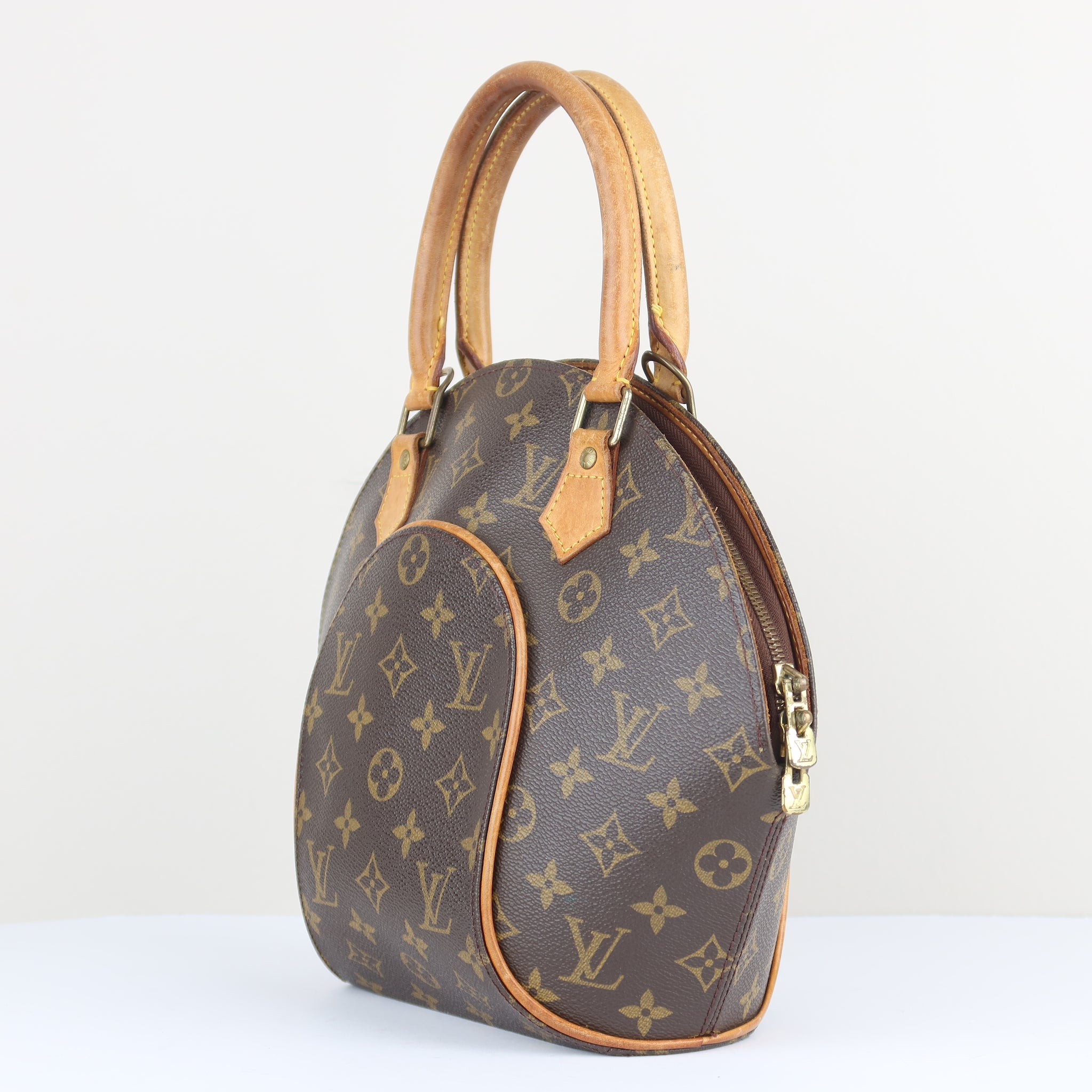 Luxury Pre-Loved Fashion | Designer Clothing, Bags & Accessories ...