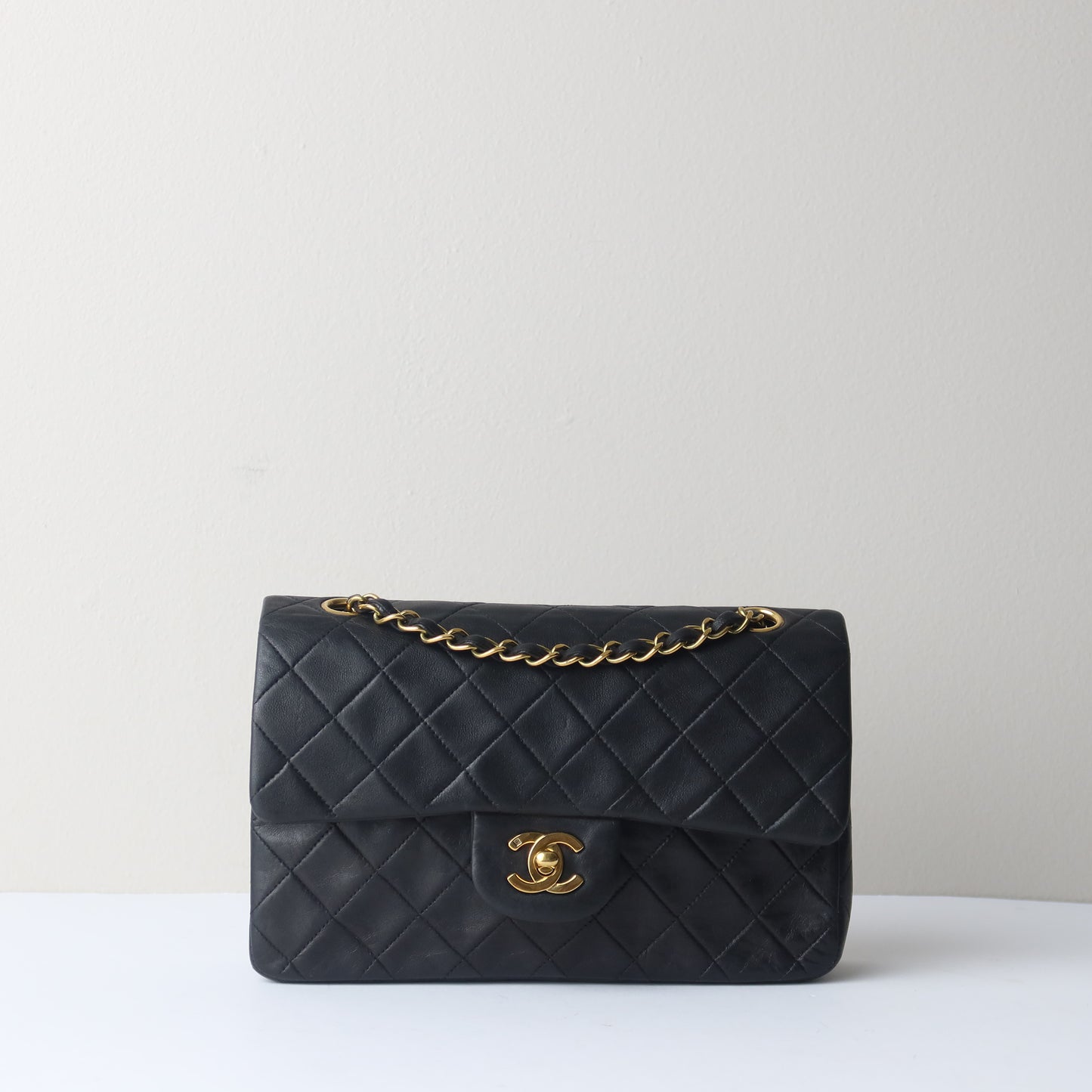 Small Classic Flap