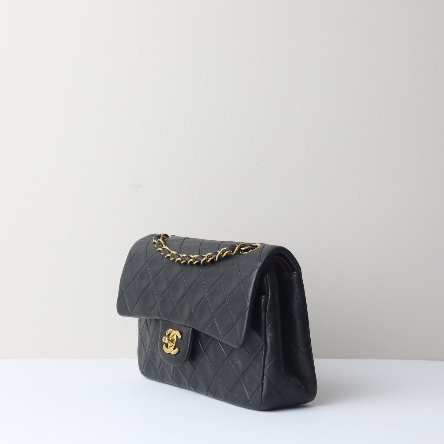 Small Classic Flap