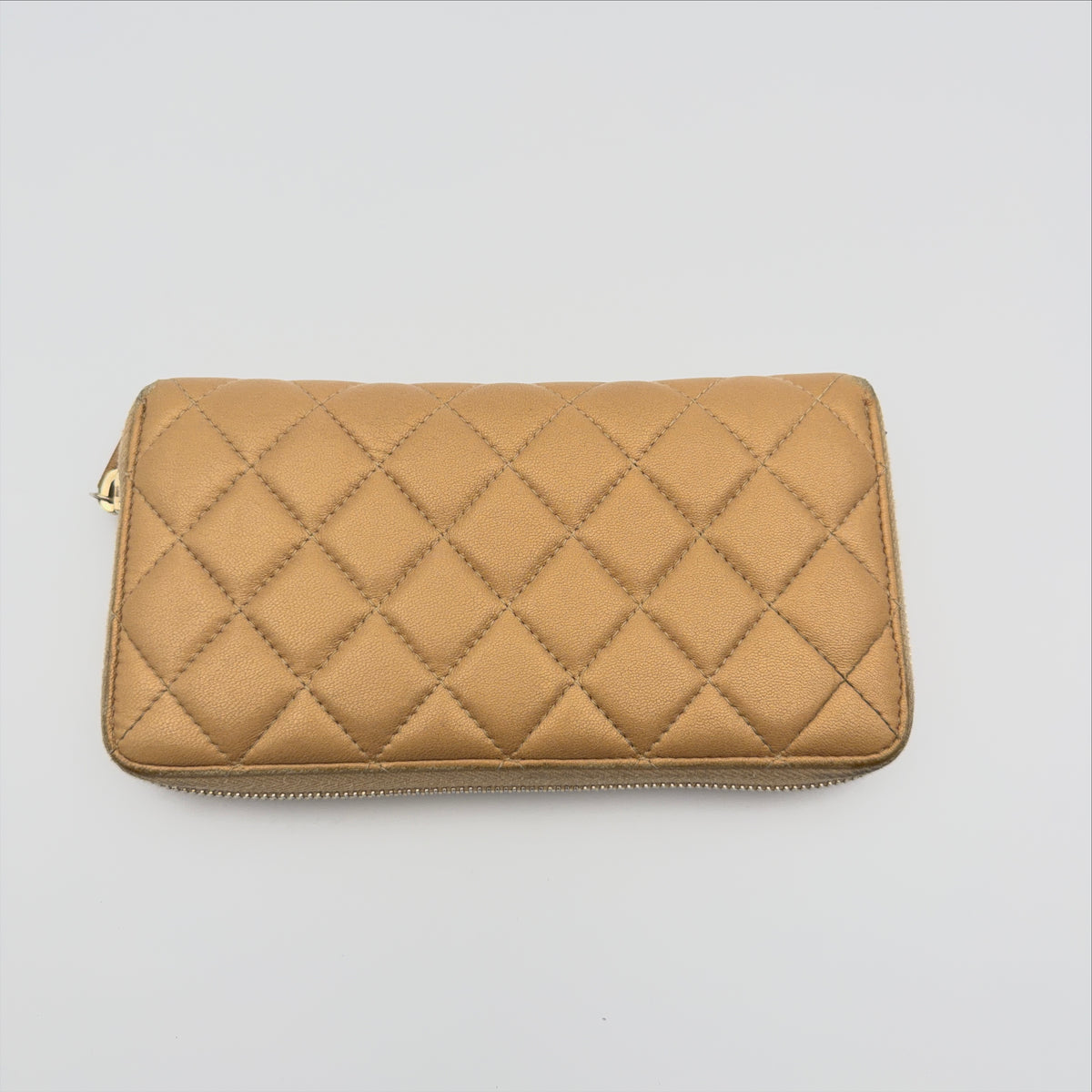 Pre-Owned Gold Matelassé Lambskin Leather Wallet